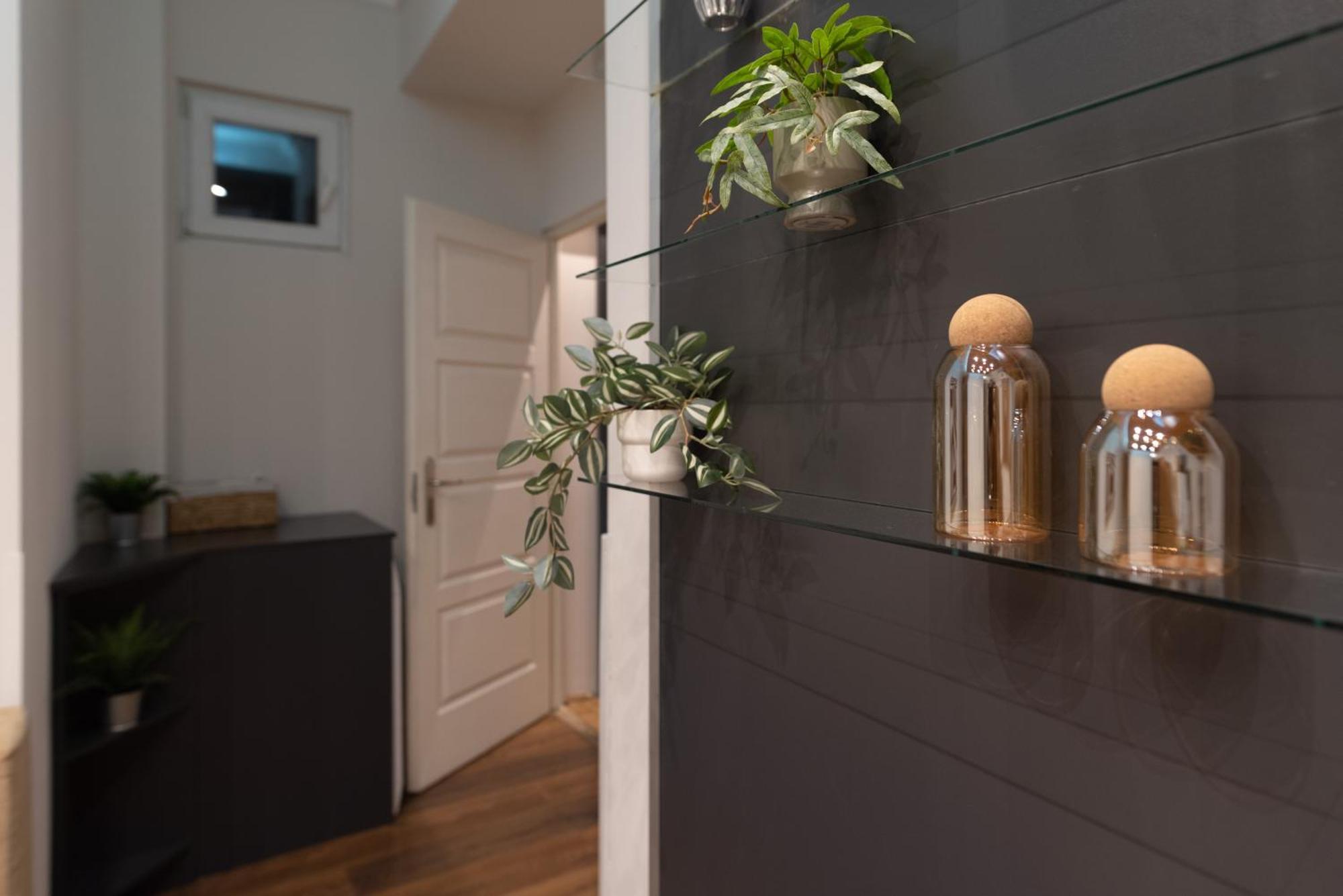 Chic Central 1Br Retreat Near New York Cafe With View Boedapest Buitenkant foto